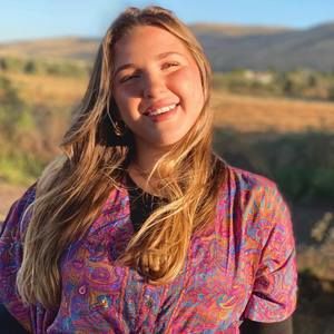 Meet your Posher, Romy